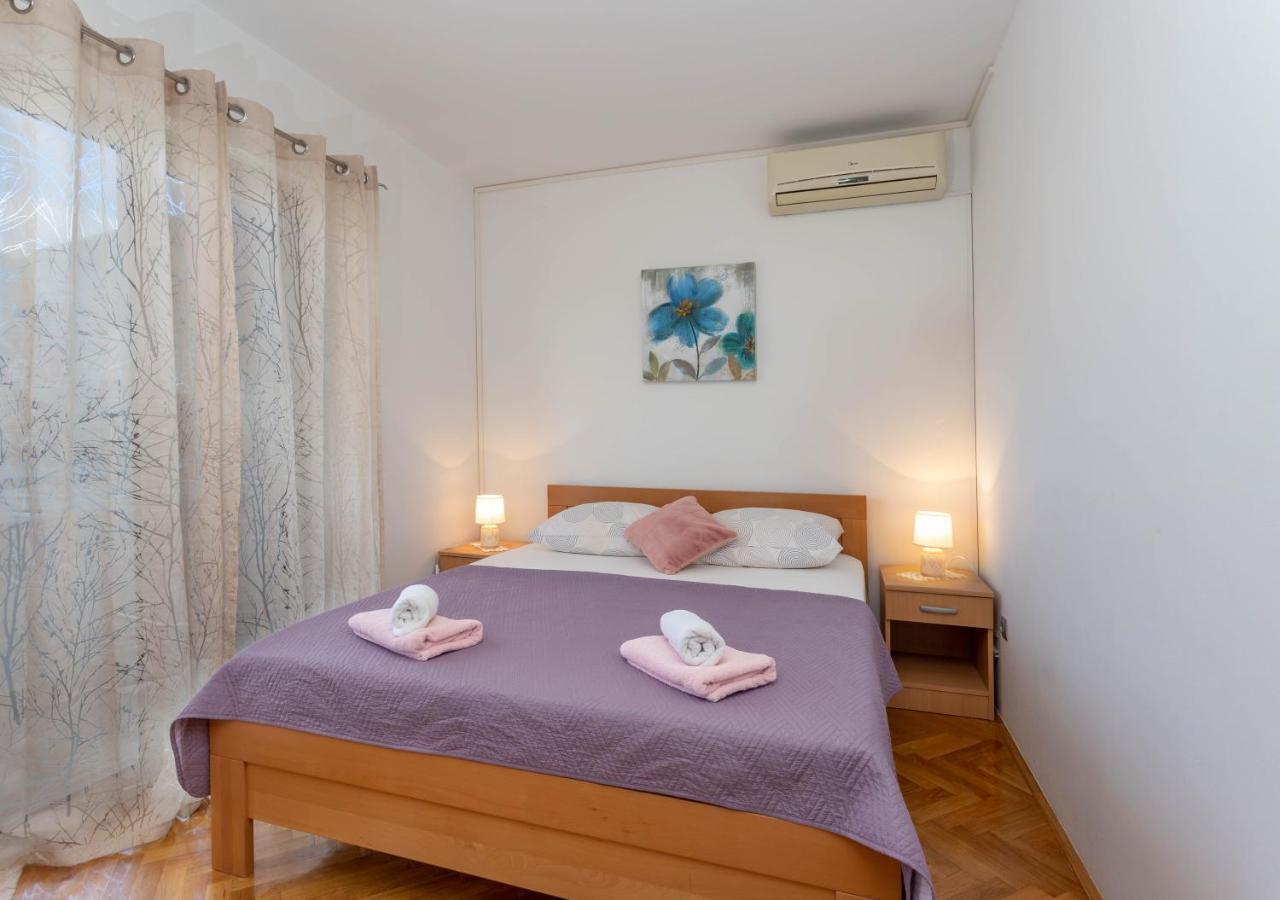 Apartment Tasina Hvar Town Exterior photo