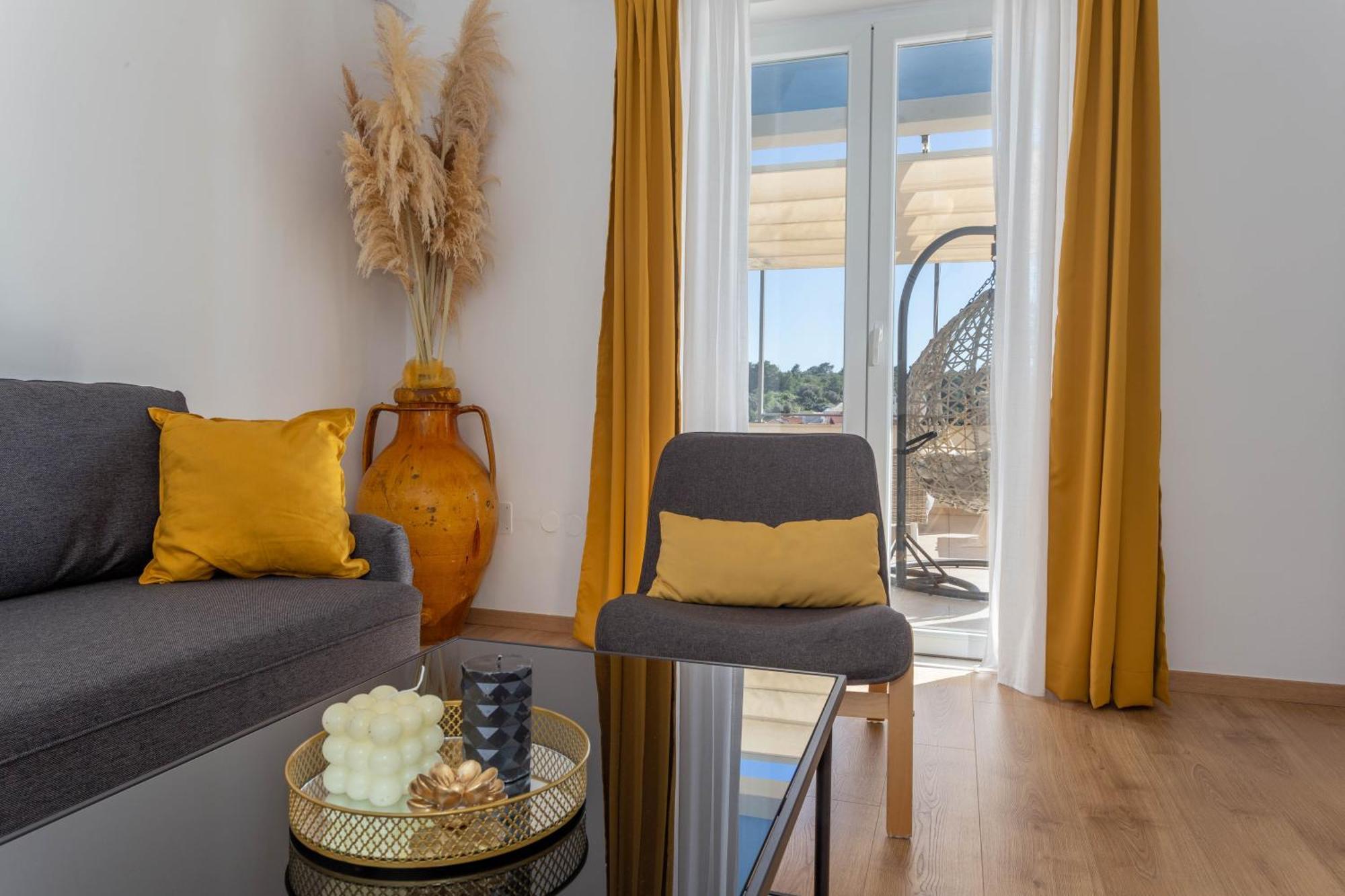 Apartment Tasina Hvar Town Exterior photo
