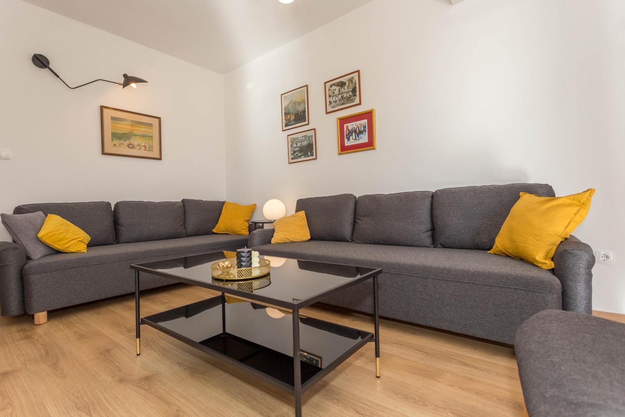 Apartment Tasina Hvar Town Exterior photo