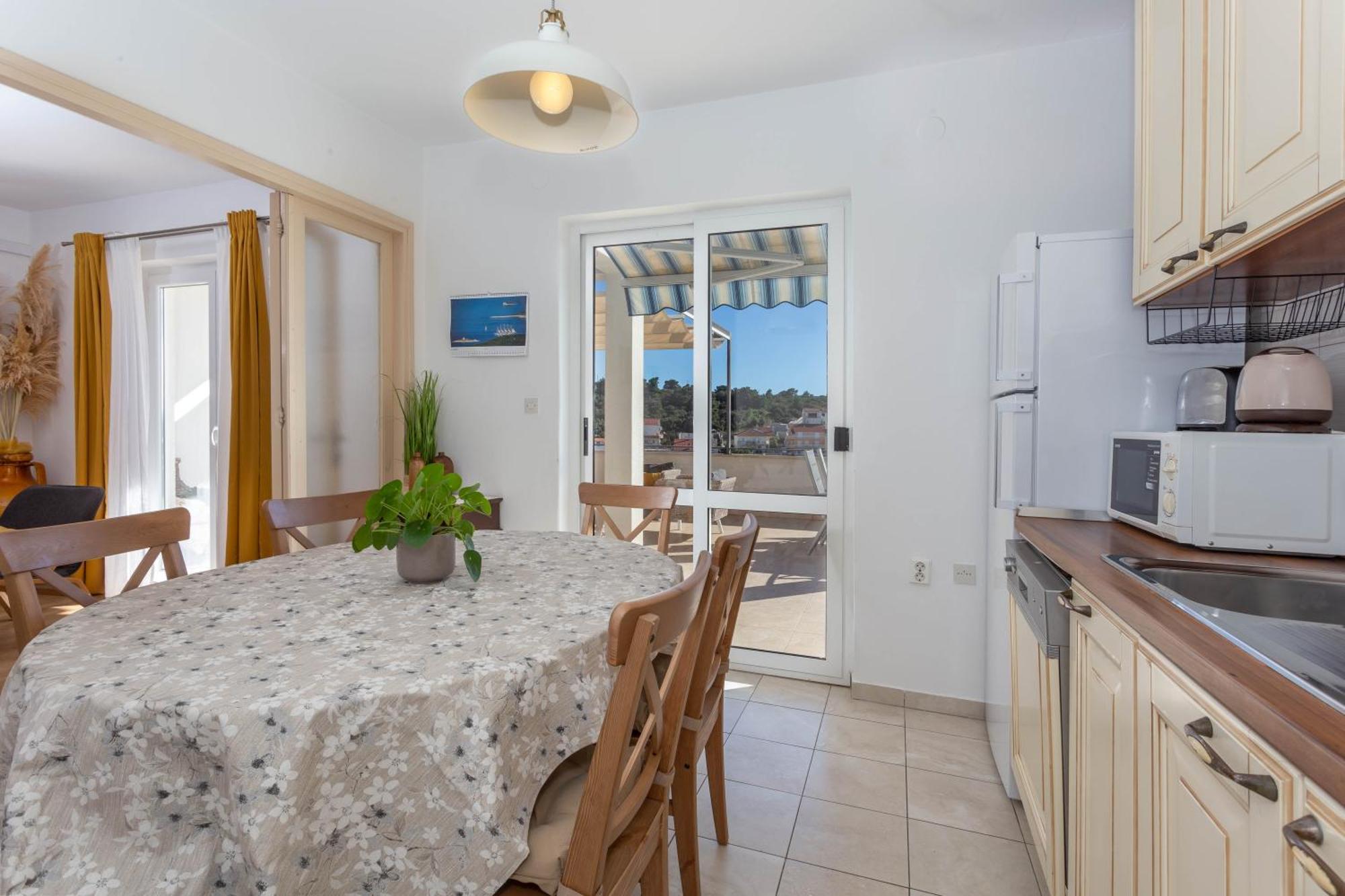 Apartment Tasina Hvar Town Exterior photo
