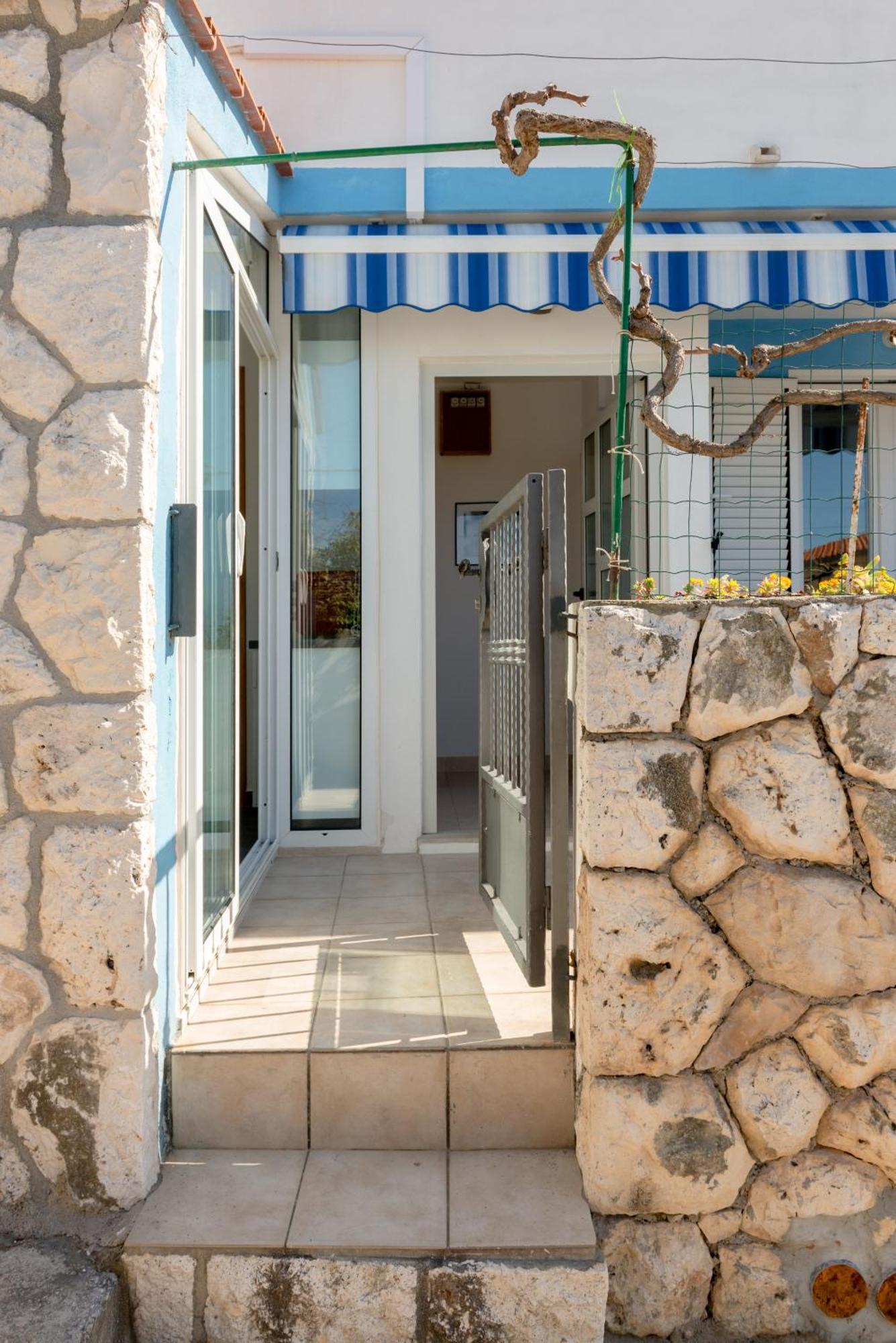Apartment Tasina Hvar Town Exterior photo