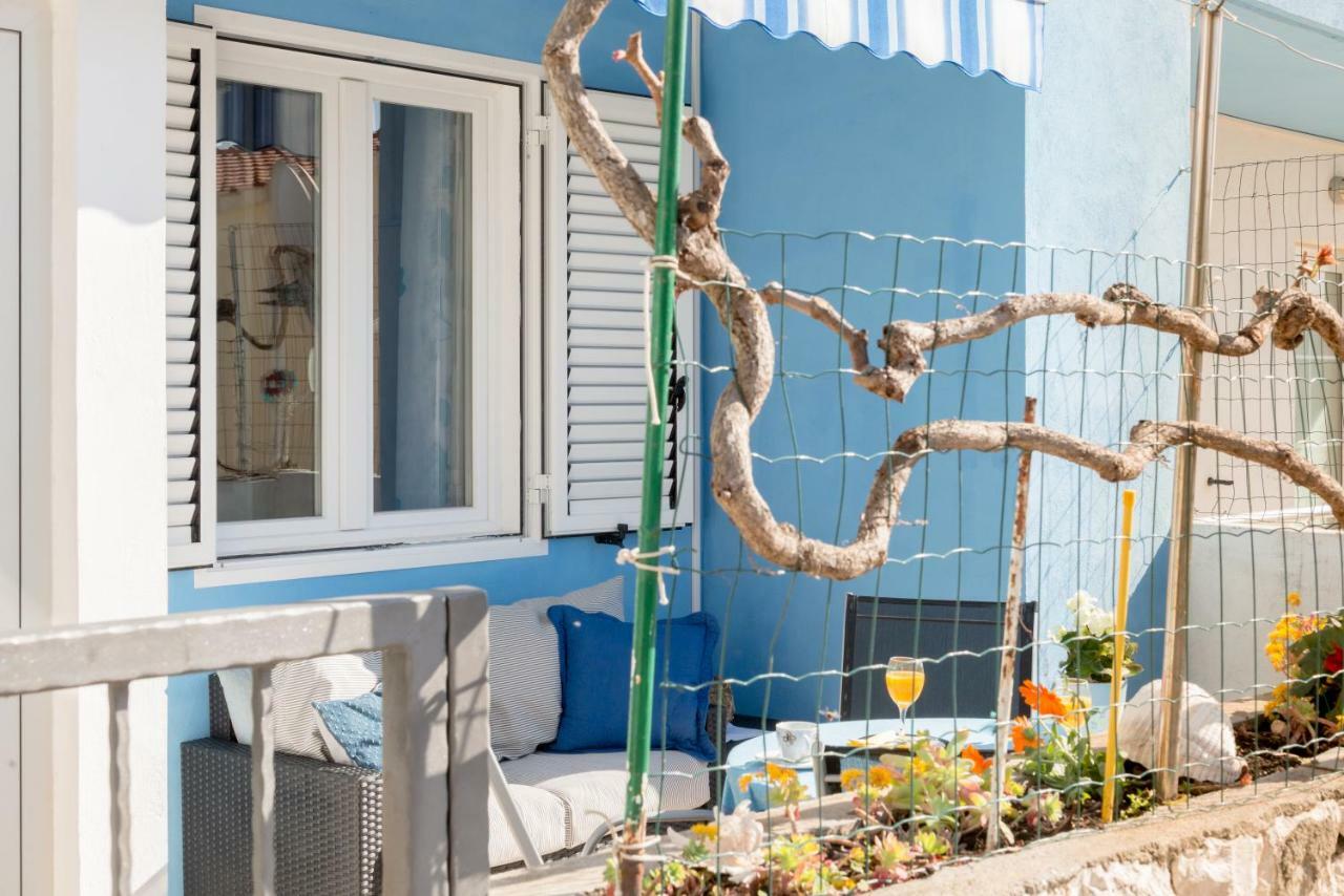 Apartment Tasina Hvar Town Exterior photo